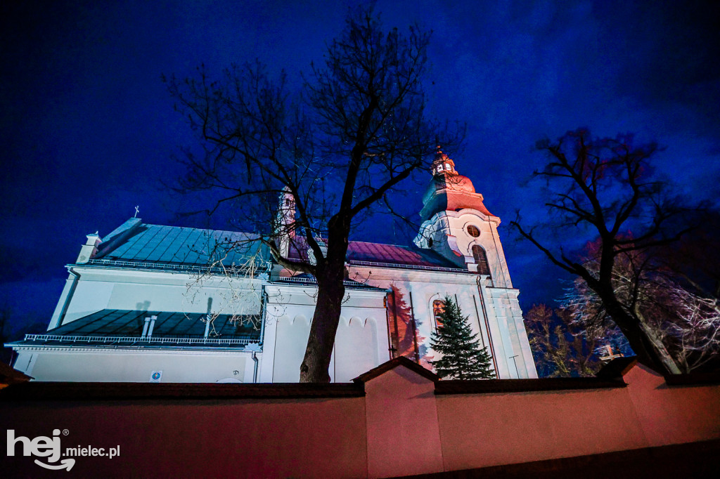 Wielka Sobota: Liturgia Światła w Bazylice w Mielcu