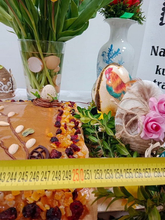 Rekordowo długi wielkanocny mazurek