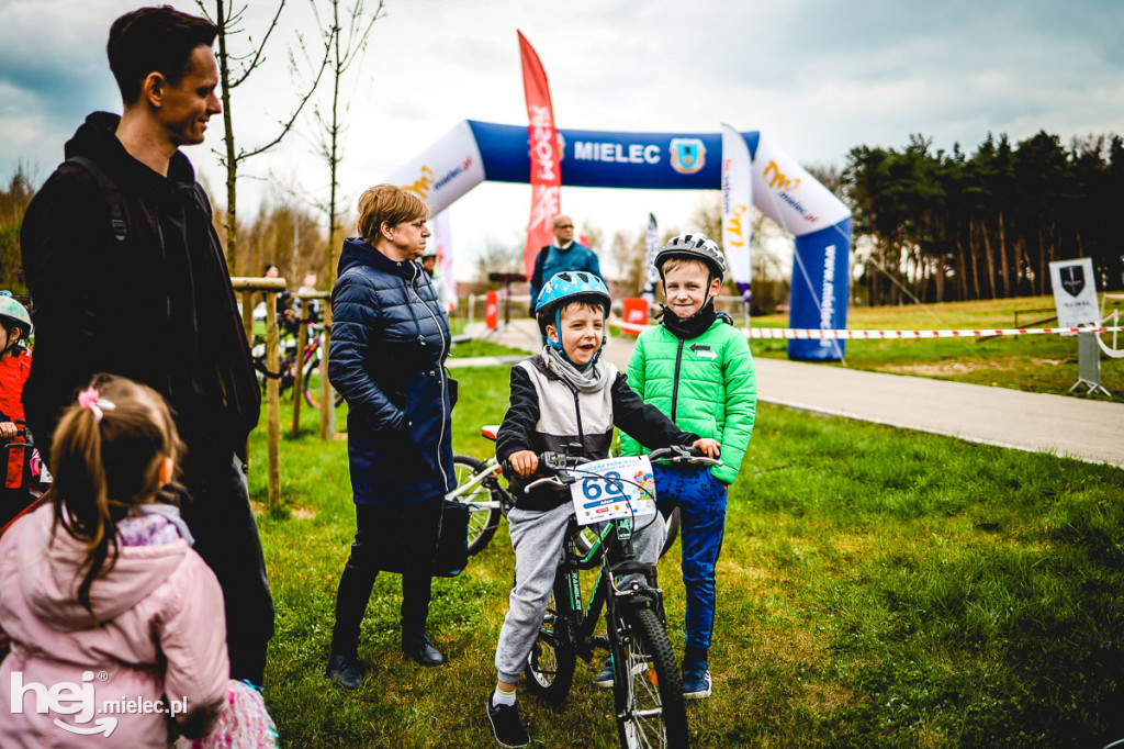 Smoczka Park MTB - rowerami na czas
