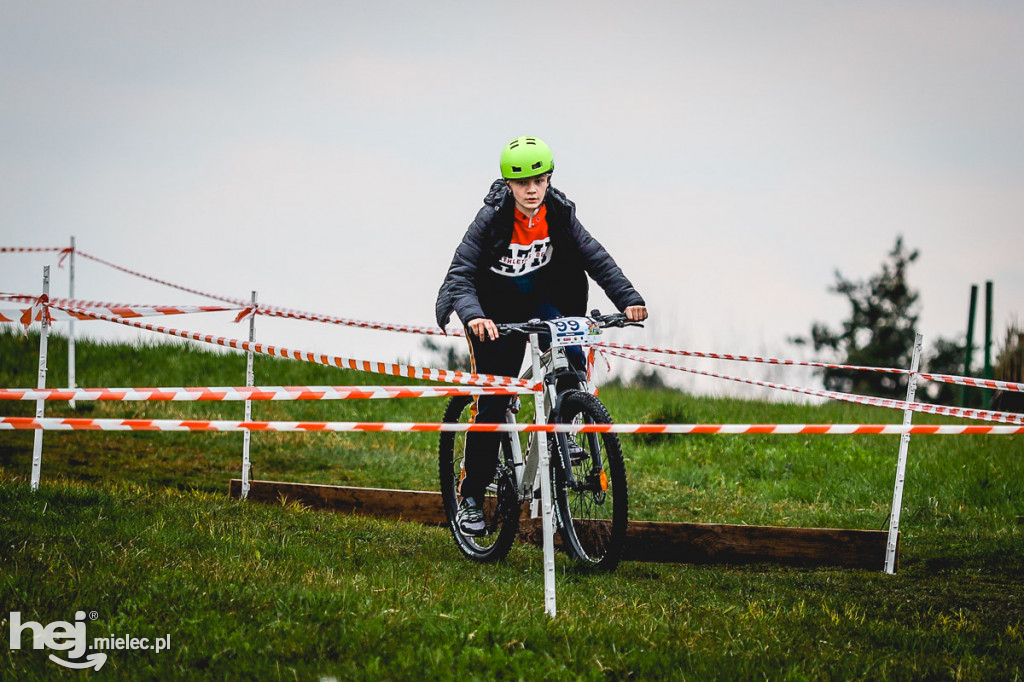 Smoczka Park MTB - rowerami na czas