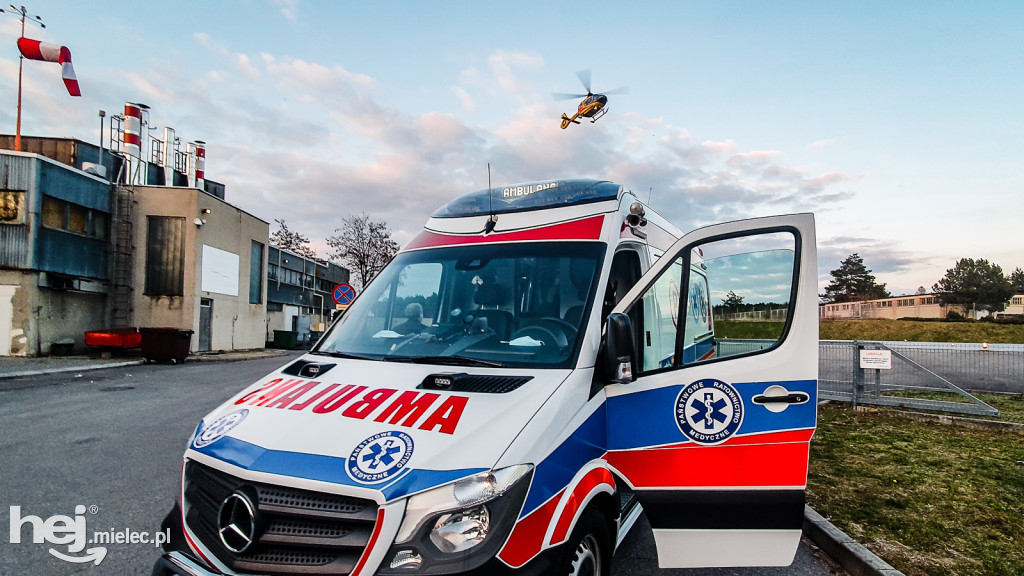 Śmigłowiec LPR po nastolatka ze szpitala w Mielcu