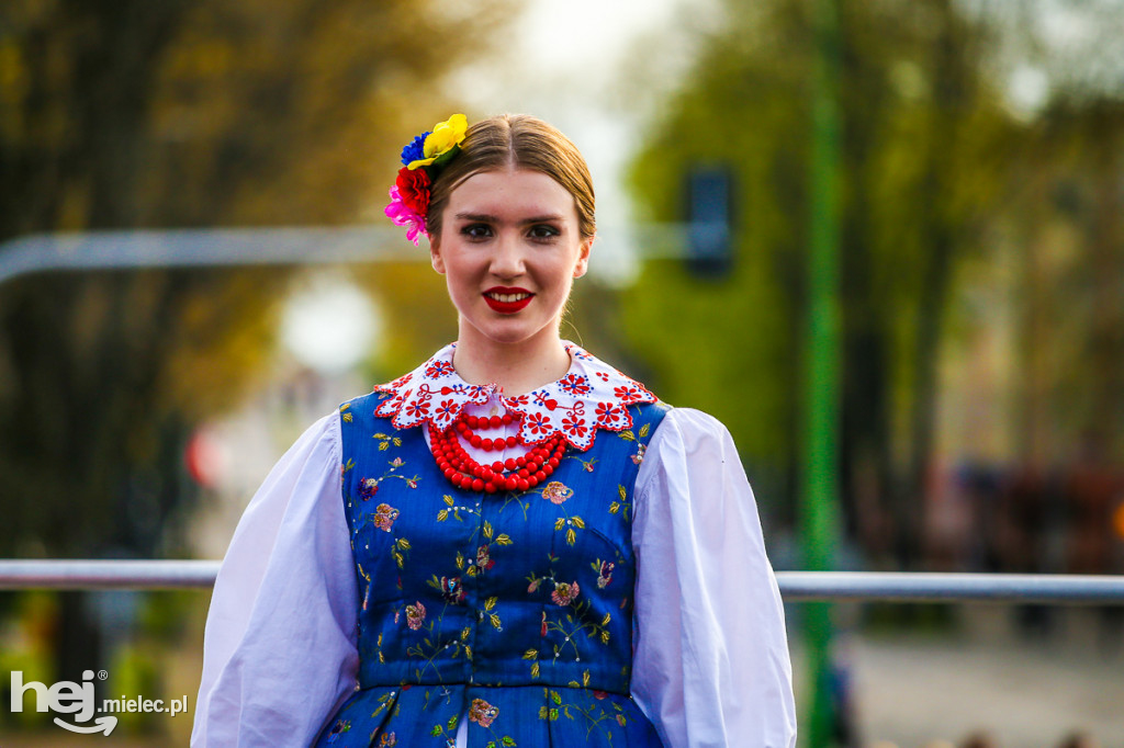 Majówka na ludowo na Górce Cyranowskiej