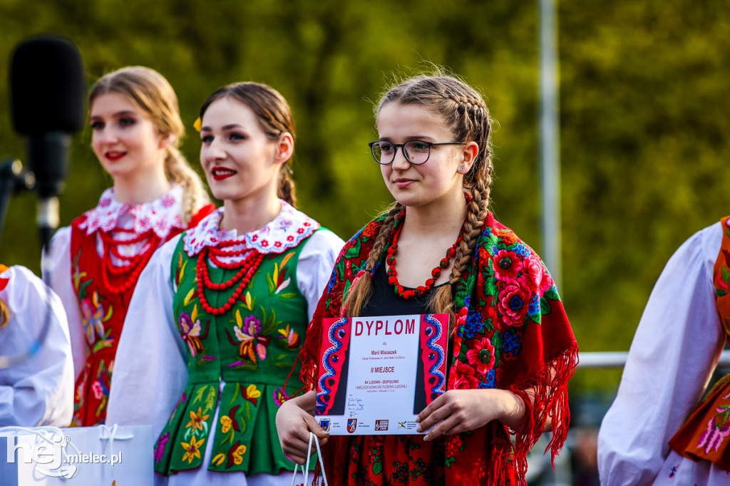 Majówka na ludowo na Górce Cyranowskiej