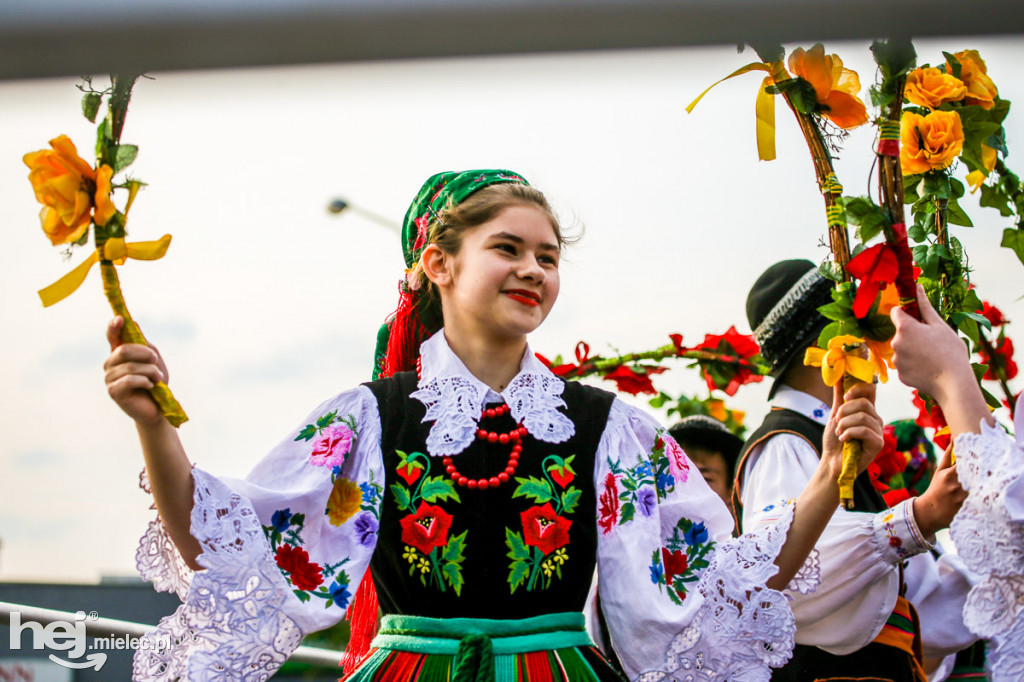 Majówka na ludowo na Górce Cyranowskiej