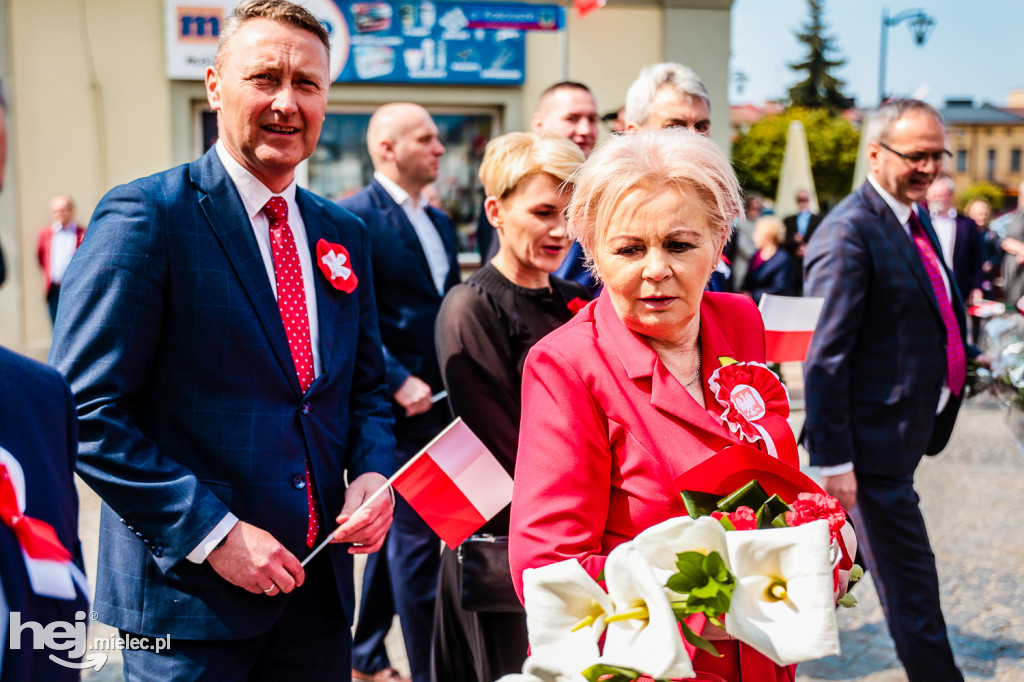 Święto Konstytucji 3 Maja w Mielcu: defilada przez stare miasto