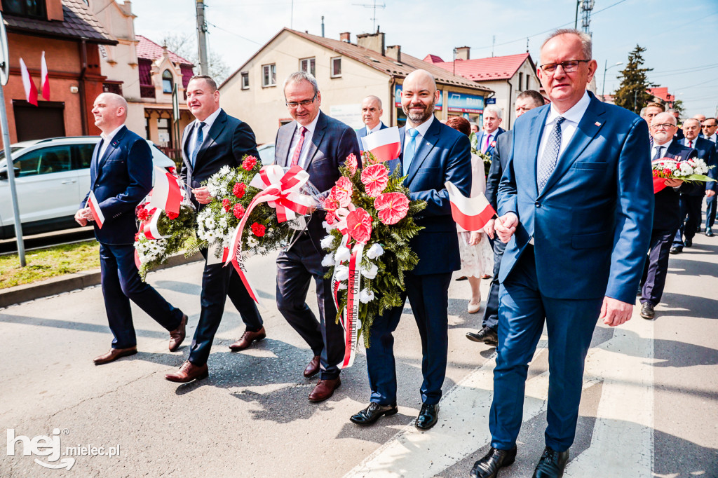 Święto Konstytucji 3 Maja w Mielcu: defilada przez stare miasto