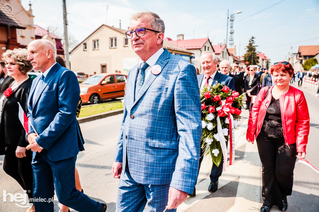 Święto Konstytucji 3 Maja w Mielcu: defilada przez stare miasto