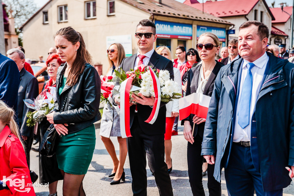 Święto Konstytucji 3 Maja w Mielcu: defilada przez stare miasto