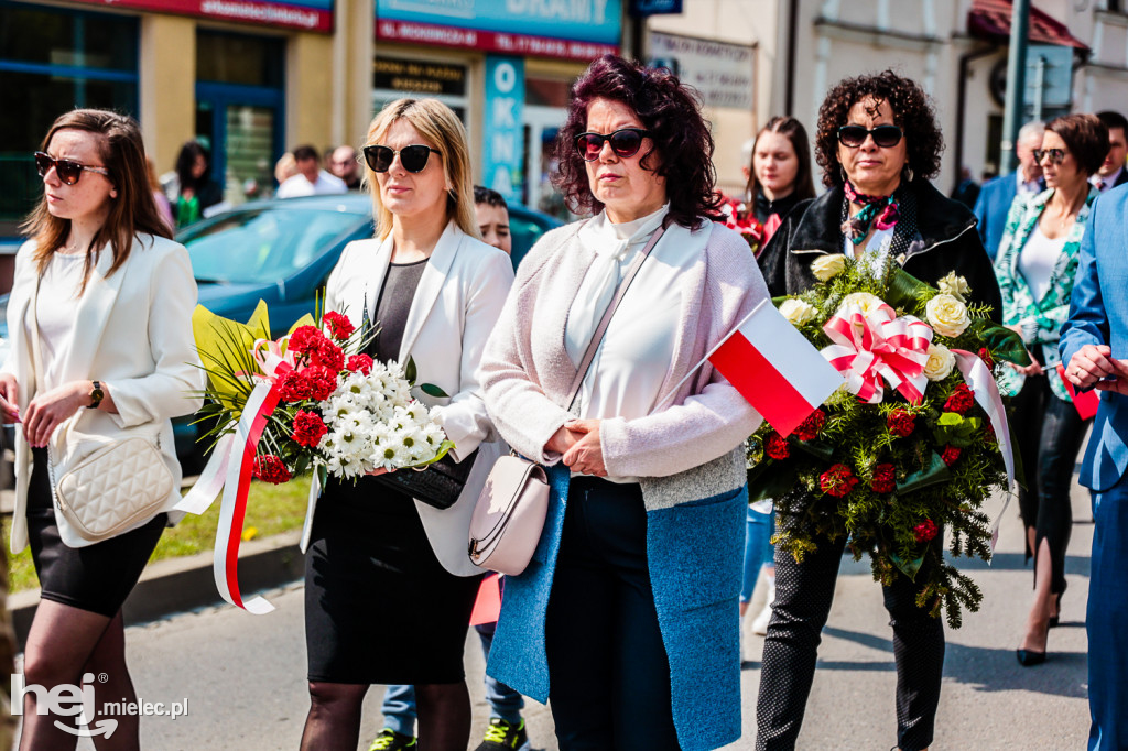 Święto Konstytucji 3 Maja w Mielcu: defilada przez stare miasto