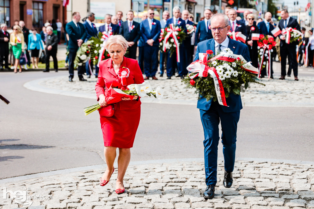 Święto Konstytucji 3 Maja w Mielcu: uroczystości pod Pomnikiem Wolności