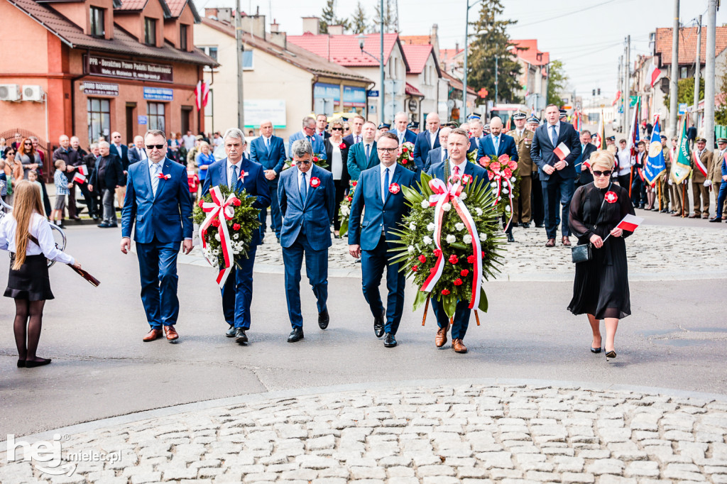 Święto Konstytucji 3 Maja w Mielcu: uroczystości pod Pomnikiem Wolności