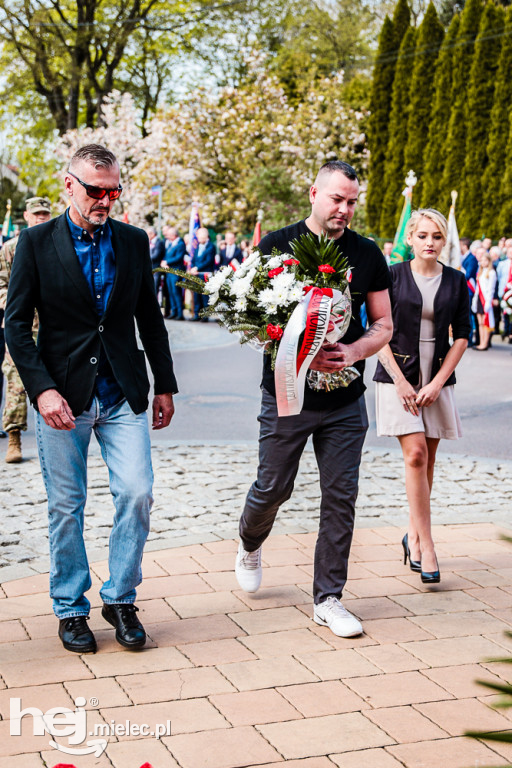 Święto Konstytucji 3 Maja w Mielcu: uroczystości pod Pomnikiem Wolności