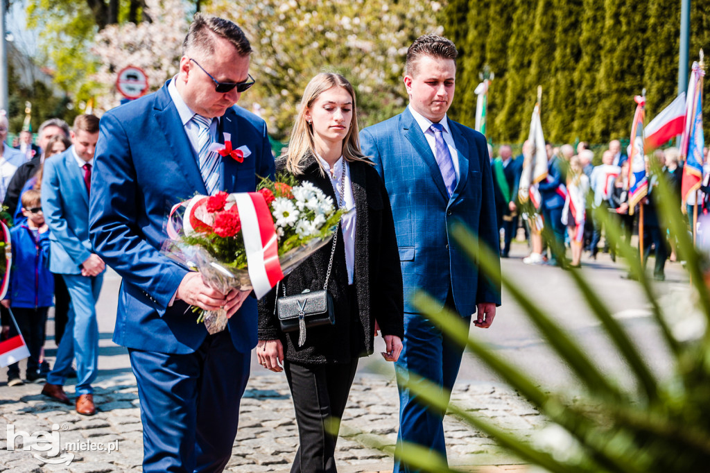 Święto Konstytucji 3 Maja w Mielcu: uroczystości pod Pomnikiem Wolności