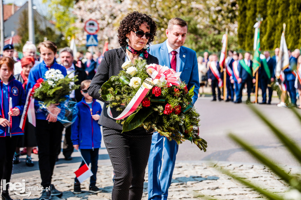 Święto Konstytucji 3 Maja w Mielcu: uroczystości pod Pomnikiem Wolności