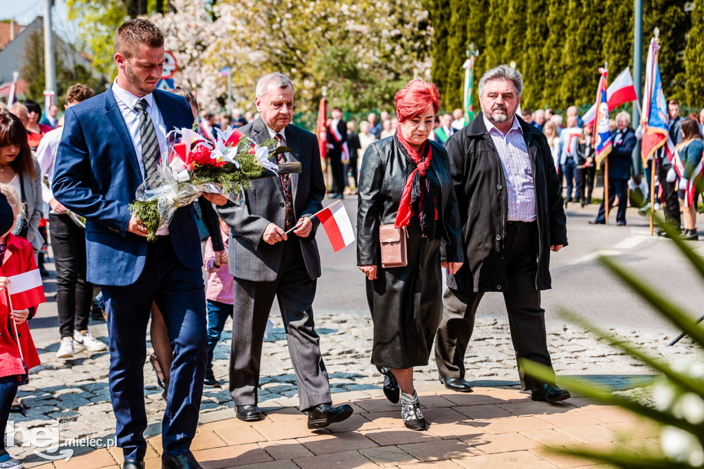 Święto Konstytucji 3 Maja w Mielcu: uroczystości pod Pomnikiem Wolności