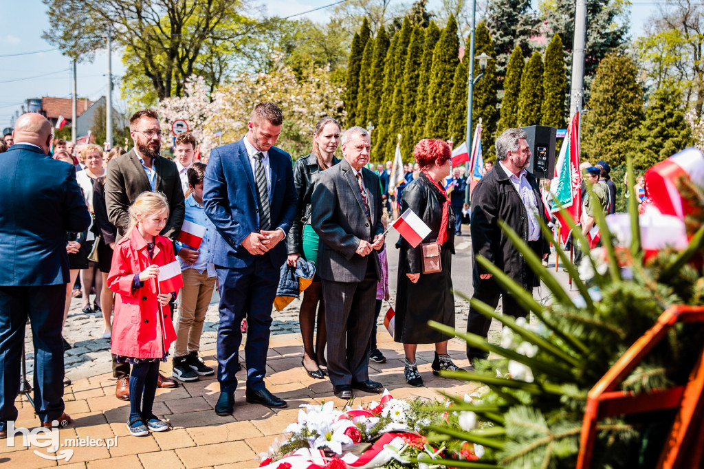 Święto Konstytucji 3 Maja w Mielcu: uroczystości pod Pomnikiem Wolności