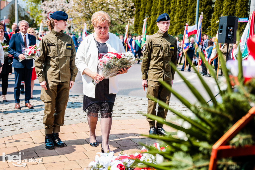 Święto Konstytucji 3 Maja w Mielcu: uroczystości pod Pomnikiem Wolności