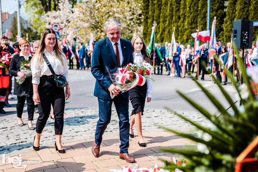Święto Konstytucji 3 Maja w Mielcu: uroczystości pod Pomnikiem Wolności