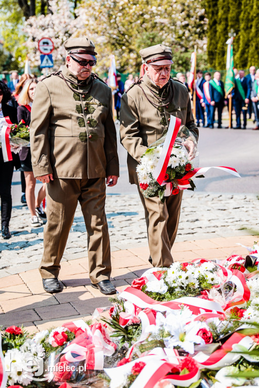 Święto Konstytucji 3 Maja w Mielcu: uroczystości pod Pomnikiem Wolności