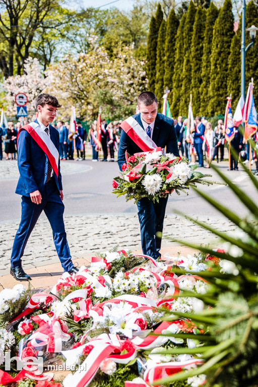Święto Konstytucji 3 Maja w Mielcu: uroczystości pod Pomnikiem Wolności