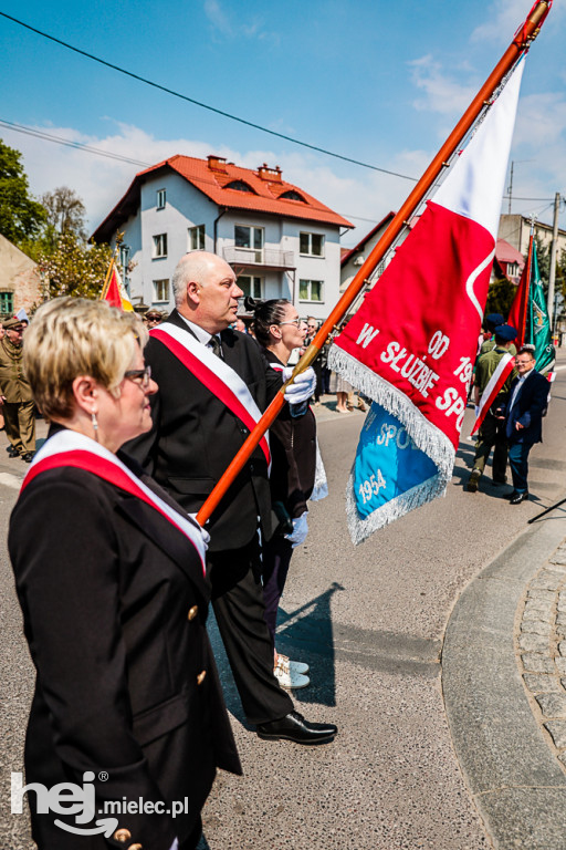 Święto Konstytucji 3 Maja w Mielcu: uroczystości pod Pomnikiem Wolności
