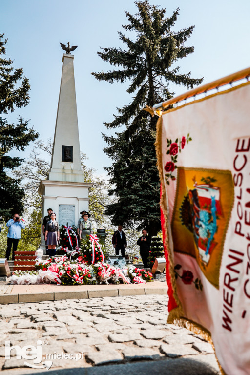 Święto Konstytucji 3 Maja w Mielcu: uroczystości pod Pomnikiem Wolności