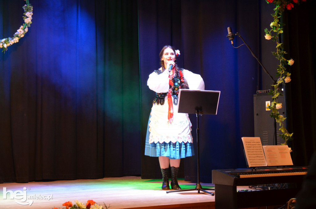 Wiosenny koncert w Chorzelowie