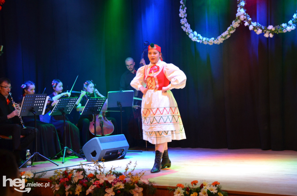 Wiosenny koncert w Chorzelowie