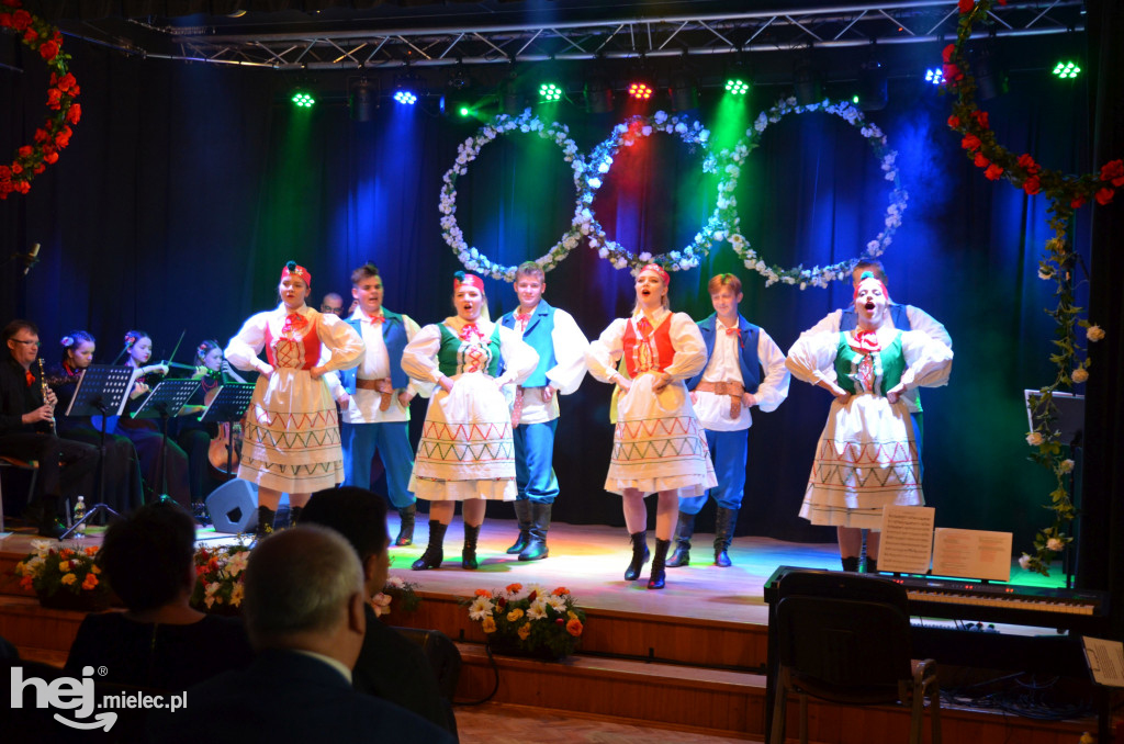 Wiosenny koncert w Chorzelowie