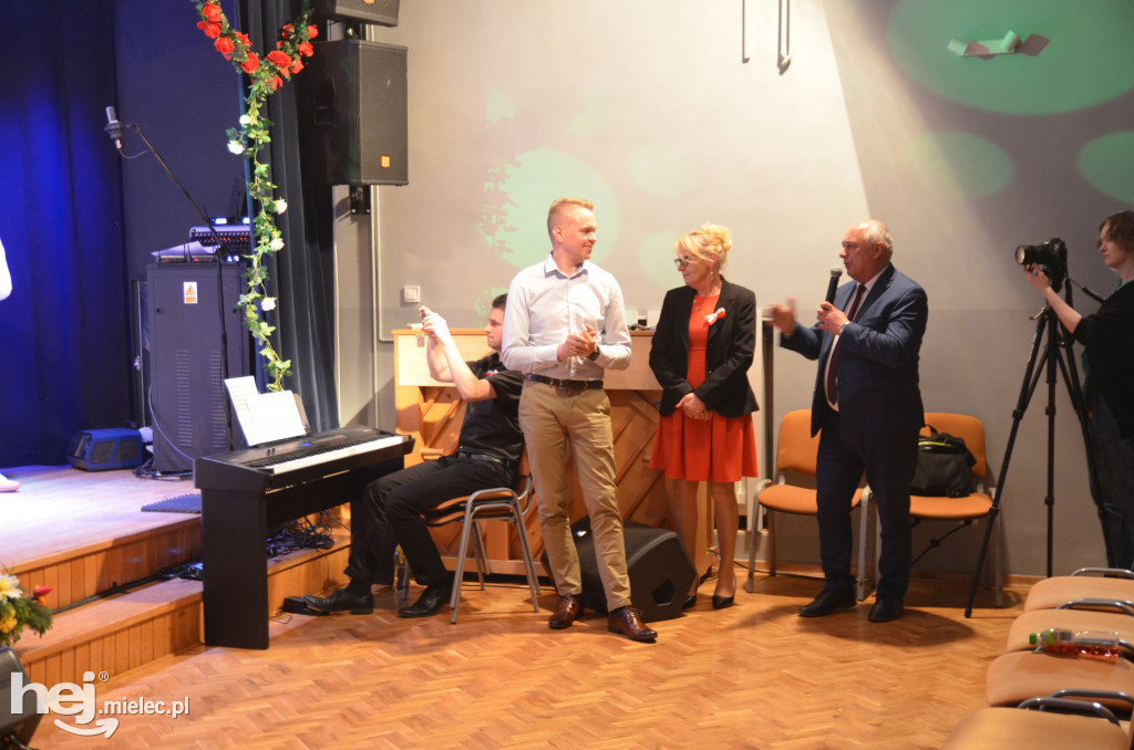 Wiosenny koncert w Chorzelowie