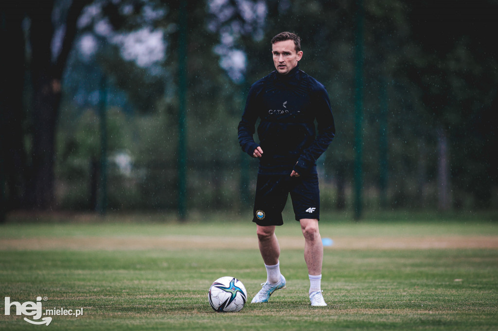 PGE FKS Stal wróciła do treningów
