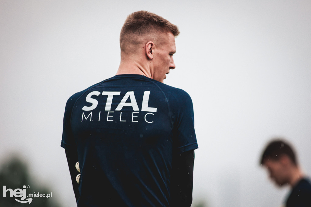 PGE FKS Stal wróciła do treningów