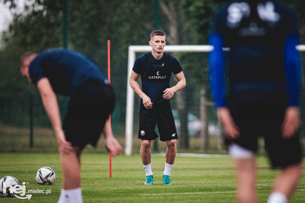 PGE FKS Stal wróciła do treningów