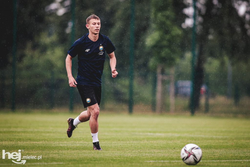 PGE FKS Stal wróciła do treningów