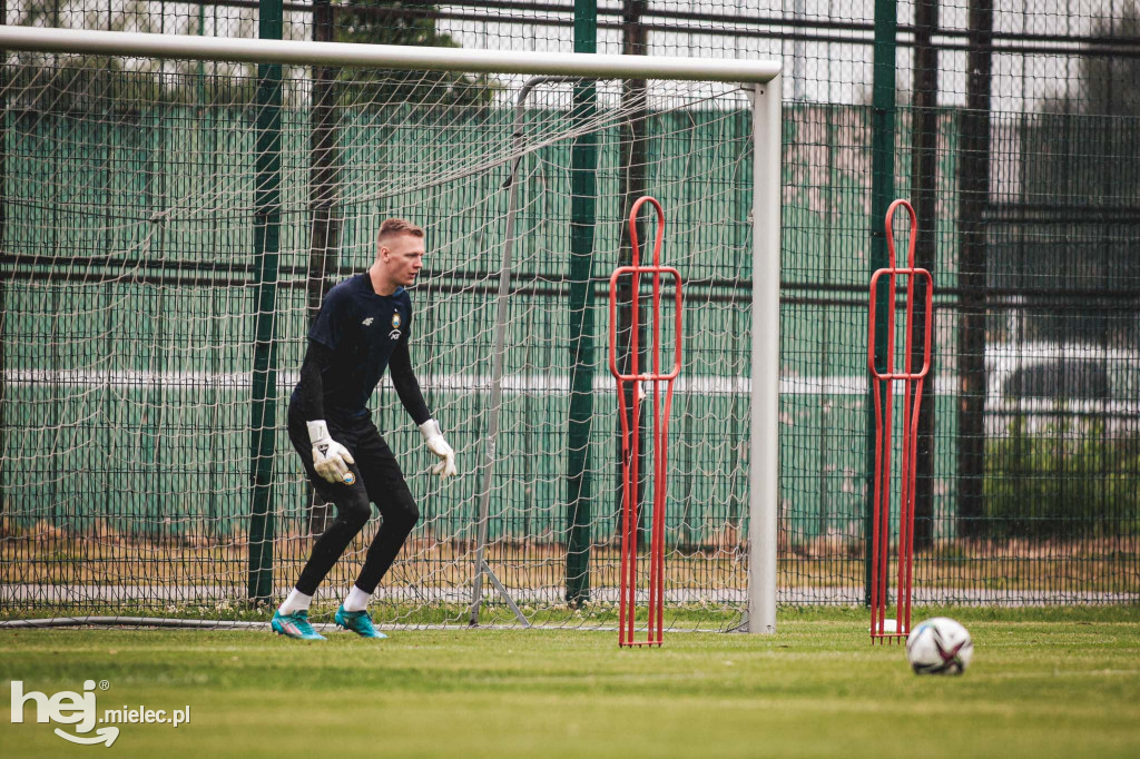 PGE FKS Stal wróciła do treningów