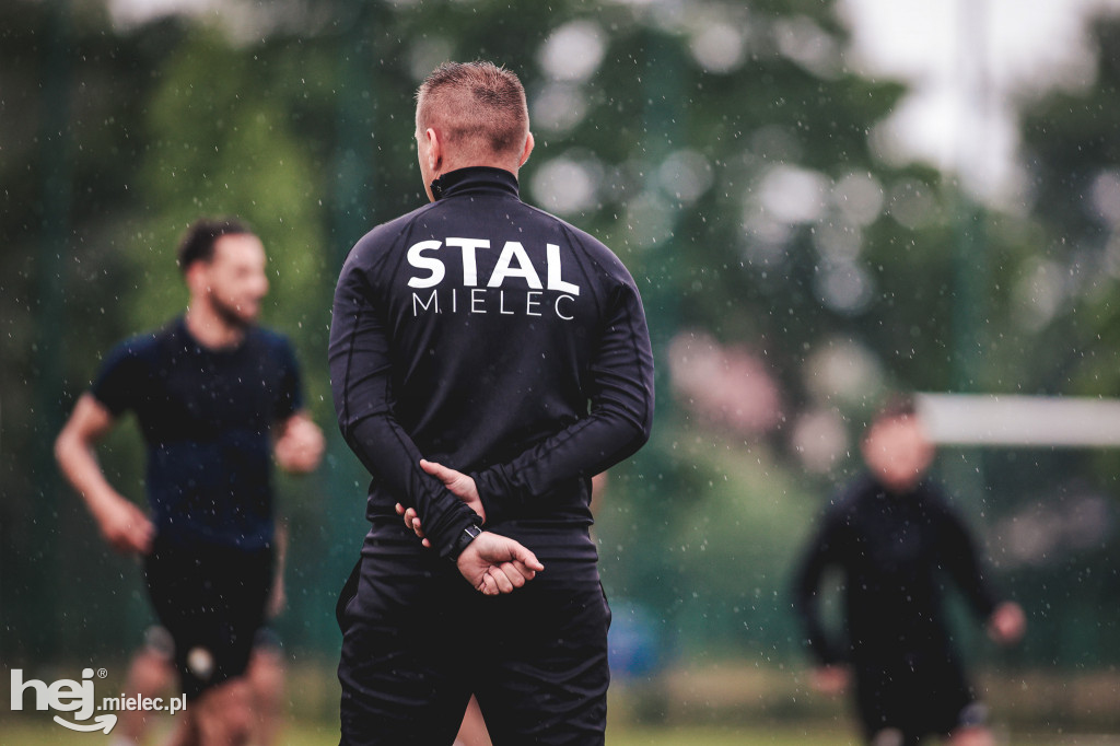 PGE FKS Stal wróciła do treningów
