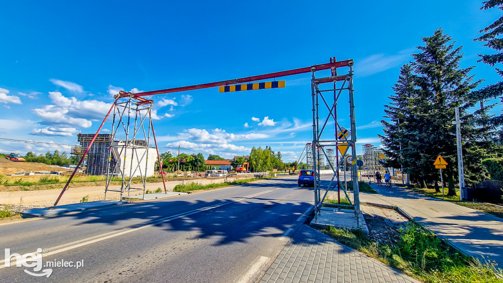 Ekspresowe tempo budowy wiaduktu