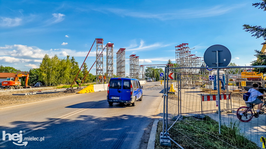 Ekspresowe tempo budowy wiaduktu