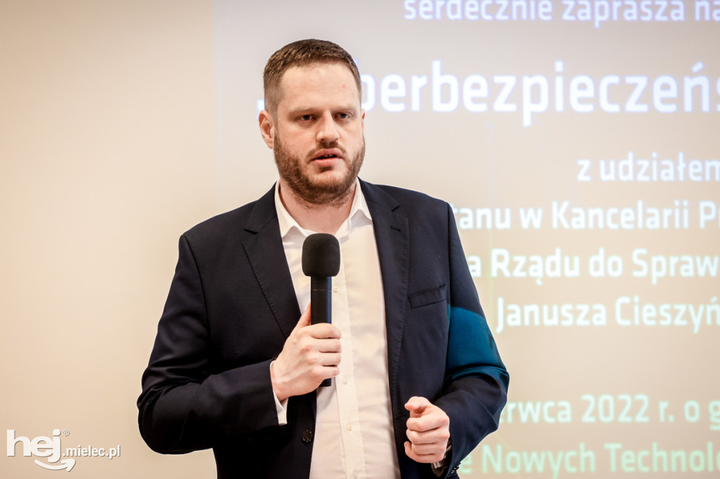 Konferencja o cyberbezpieczeństwie w firmie