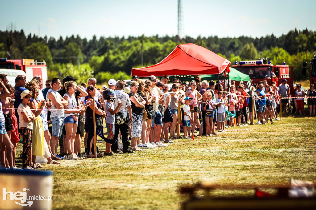 Piknik na tuszowskim lądowisku