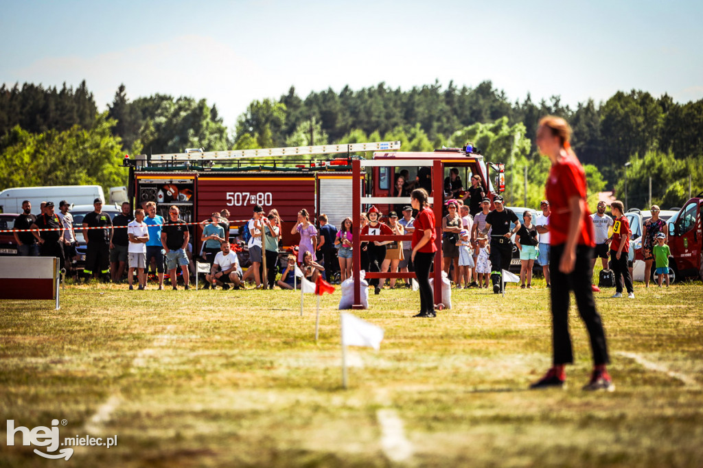 Piknik na tuszowskim lądowisku