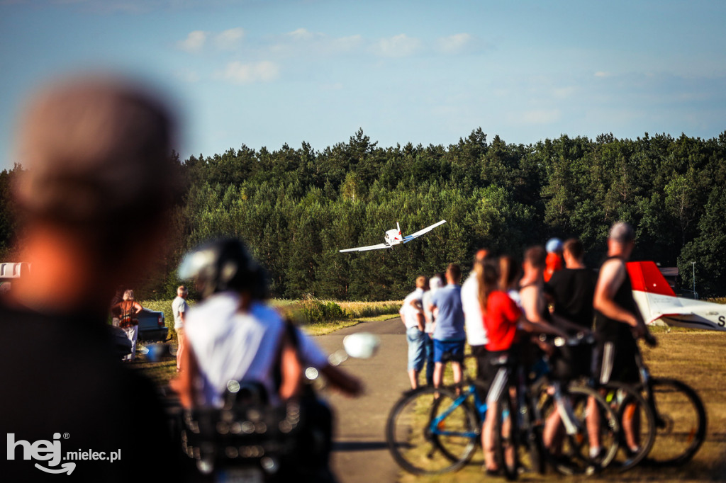 Piknik na tuszowskim lądowisku