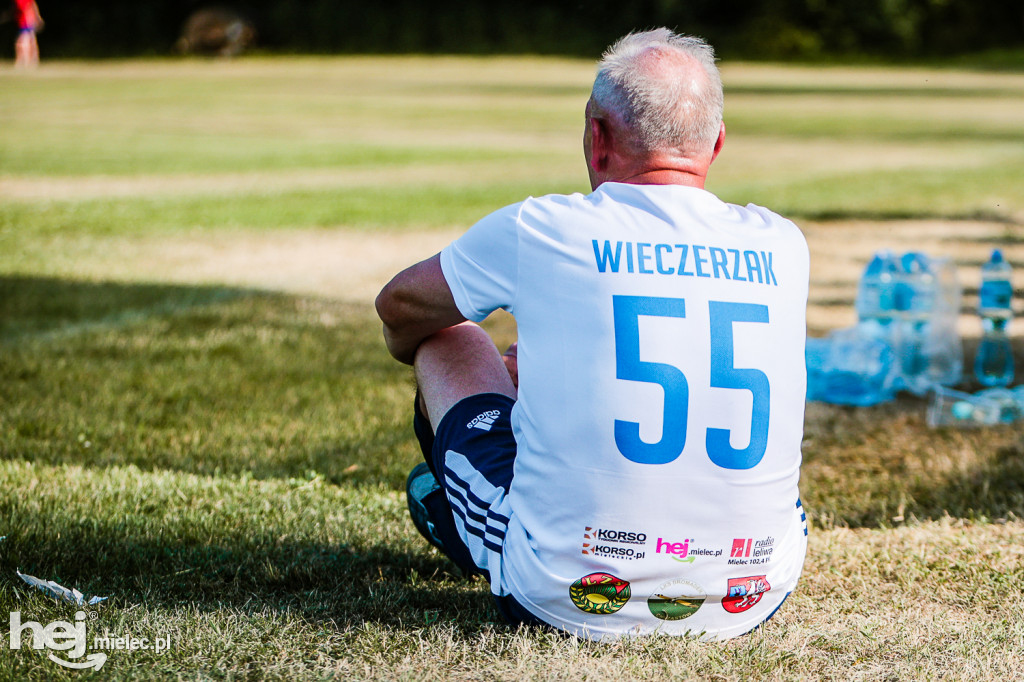 I Mecz Piłkarski Stulatków Powiatu Mieleckiego