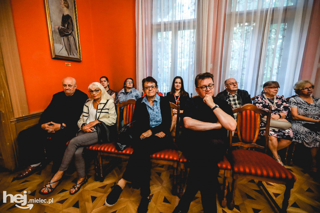 Oświetlenie. Historie wybrane - w Pałacyku Oborskich