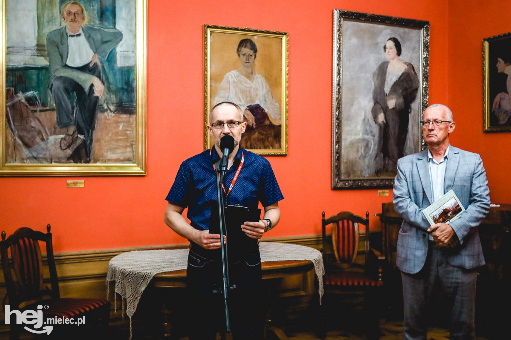 Oświetlenie. Historie wybrane - w Pałacyku Oborskich