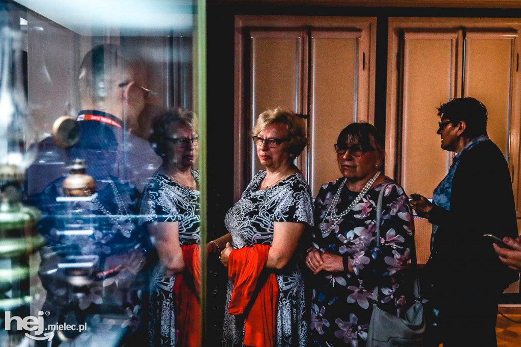 Oświetlenie. Historie wybrane - w Pałacyku Oborskich