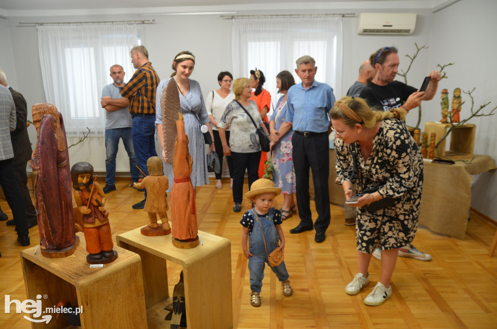 Wystawa prac Stanisława Szęszoła