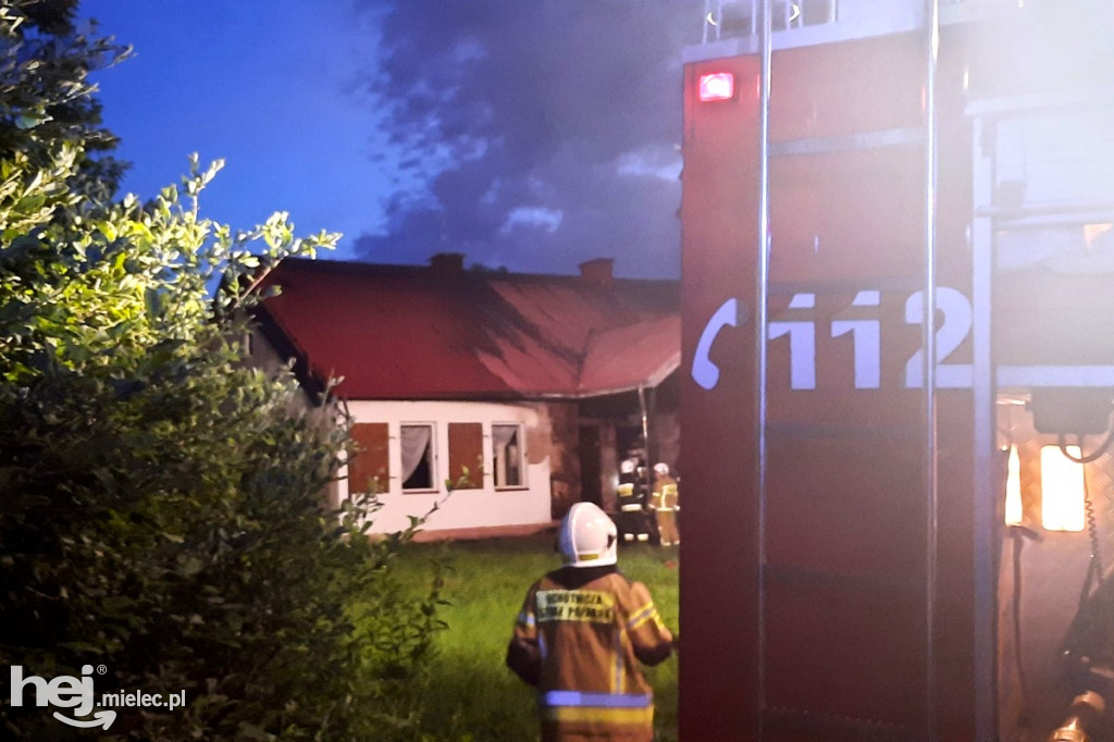 Pożar leśniczówki w Trzcianie
