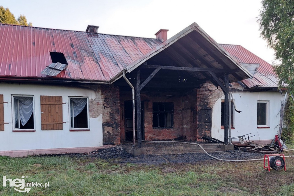 Pożar leśniczówki w Trzcianie