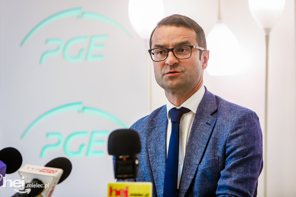 PGE sponsorem FKS Stal na kolejne trzy lata. Konferencja prasowa na PGE Narodowym